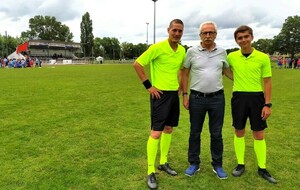 Nos arbitres reprennent également...